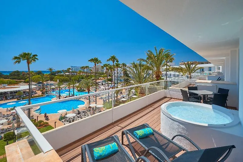 Protur Vista Badia Hotel Sa Coma